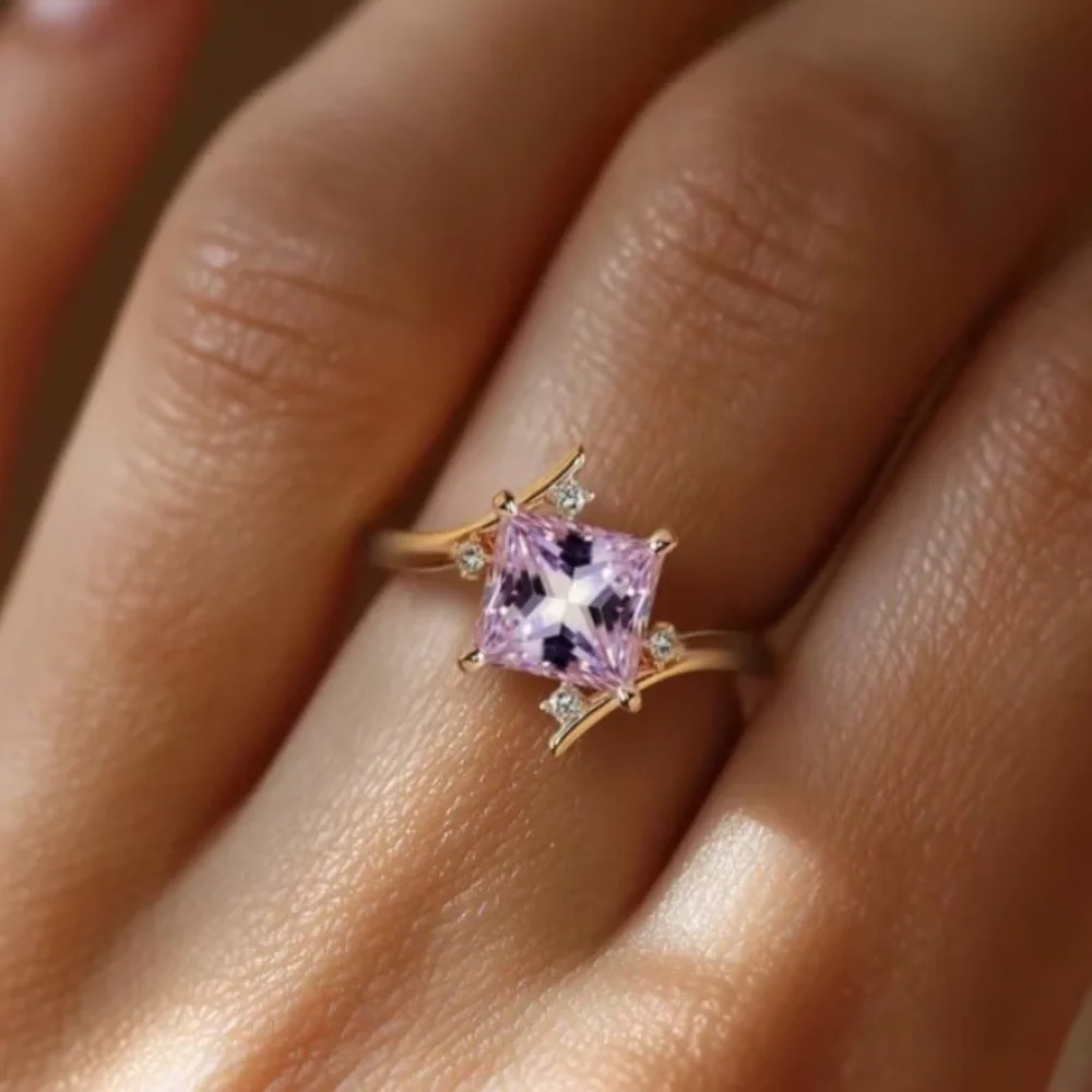 Beautiful Crystal Pink Moissanite and Gold Ring - SIZE 7